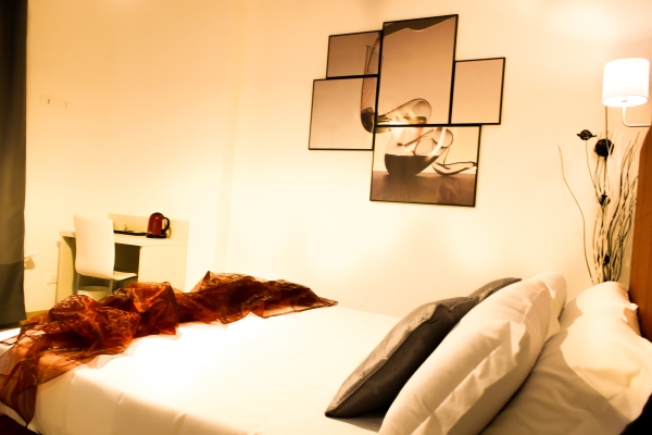 Rossovino Hotel (Como)